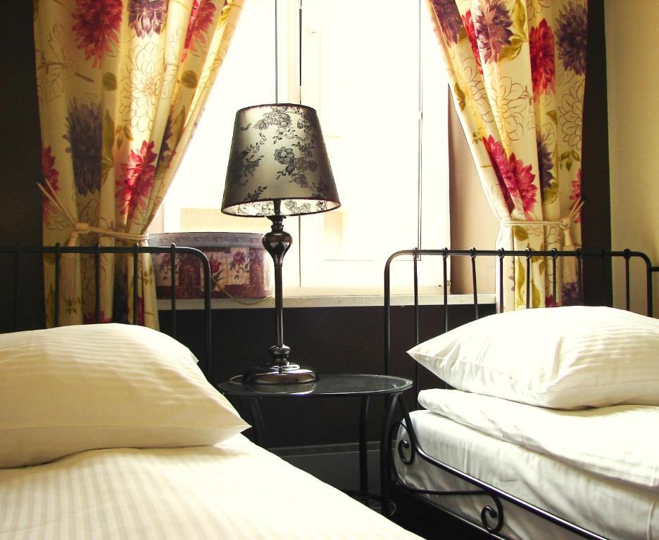 Chmielna Guest House Варшава Номер фото